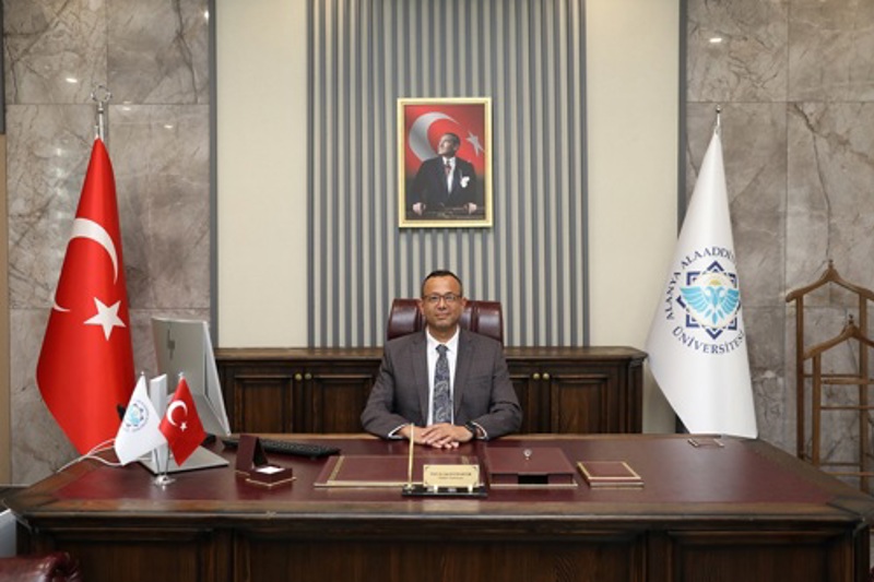 Prof. Dr. Işık BAYRAKTAR Rektör Yardımcılığı Görevine Atanmıştır