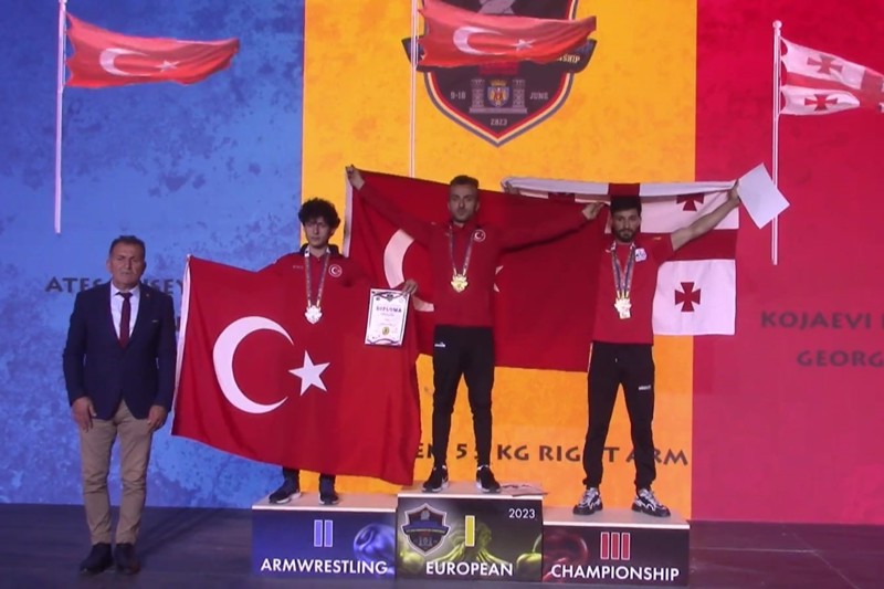 ÖĞRENCİMİZ MOLDOVA’DA 2.’LİK ELDE ETTİ