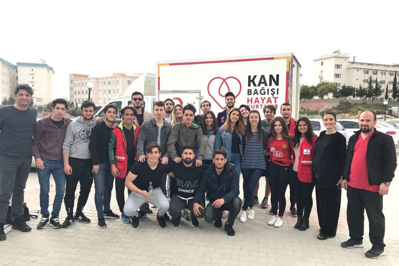 SPOR BİLİMLERİ FAKÜLTESİNDEN KAN BAĞIŞINA BÜYÜK DESTEK