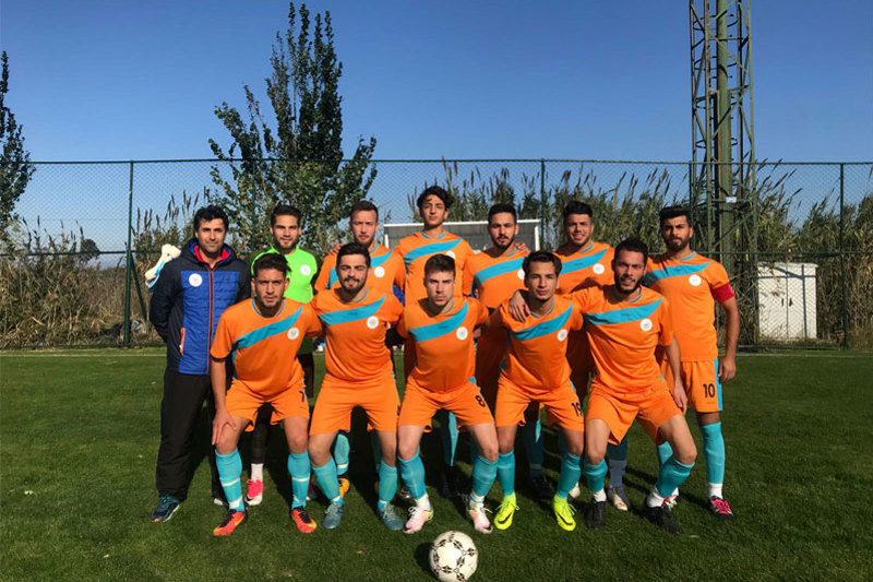 ÜNİVERSİTELER FUTBOL 2.LİG TURNUVALARINA KATILDIK.