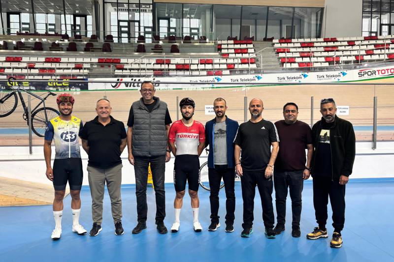 ALKÜ’LÜ MİLLİ BİSİKLETÇİ RAMAZAN YILMAZ’IN DÜNYA ŞAMPİYONASI HAZIRLIKLARINA BİLİMSEL DESTEK