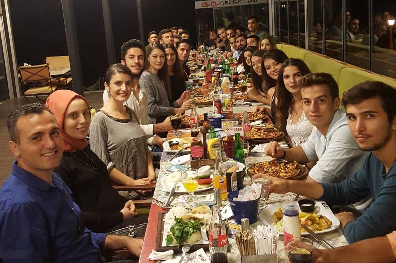 SPOR BİLİMLERİ FAKÜLTESİ YEMEKTE BULUŞTU
