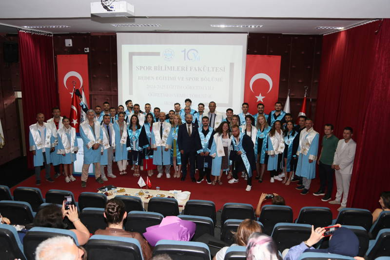 BEDEN EĞİTİMİ VE SPOR BÖLÜMÜ YEMİN TÖRENİ COŞKUYLA GERÇEKLEŞTİRİLDİ