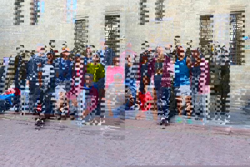 ULUSLARARASI ORGANİZASYONLARA GÖNÜLLÜ DESTEĞİ SUNUYORUZ 