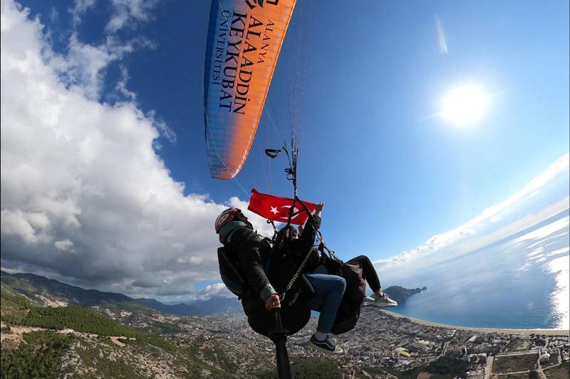 ALKÜ’DE ÇOCUKLAR GÖKYÜZÜ İLE BULUŞTU