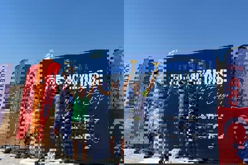 FAKÜLTEMİZ ÖĞRENCİLERİ YAMAÇ PARAŞÜTÜ TÜRKİYE ŞAMPİYONASINDAN DERECE ALDI 